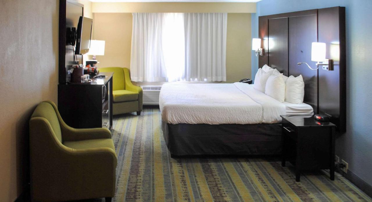 Clarion Hotel Conference Center - North Lexington Extérieur photo