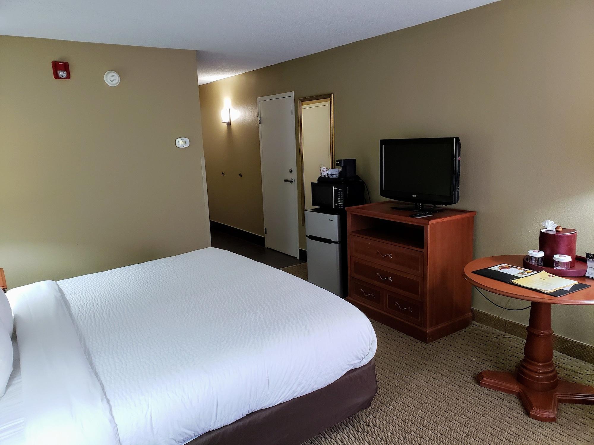 Clarion Hotel Conference Center - North Lexington Extérieur photo