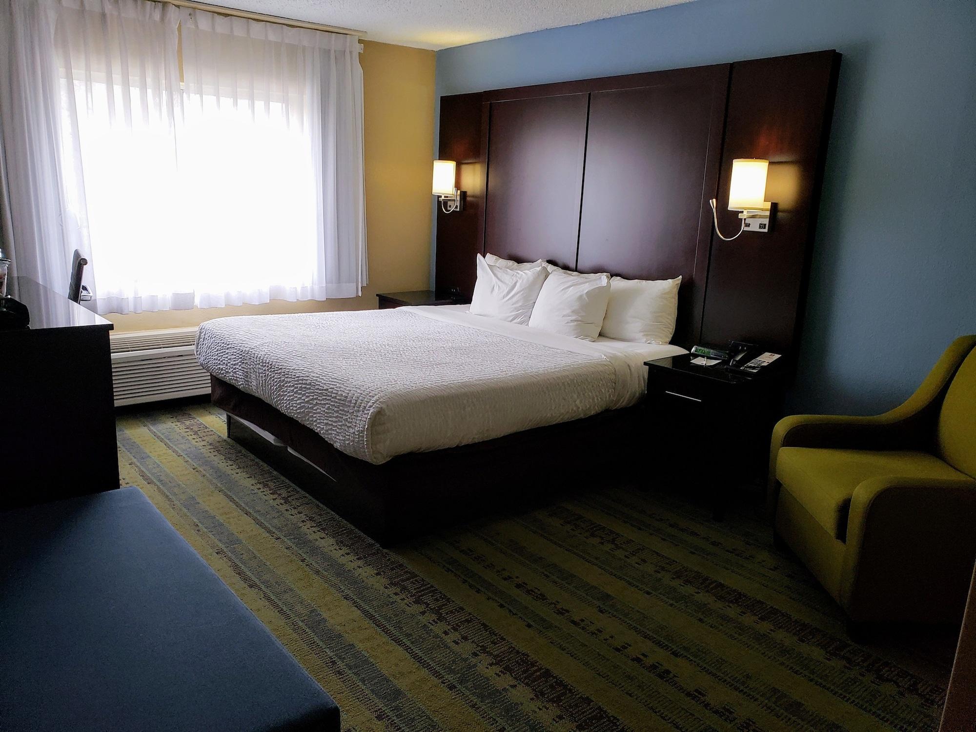 Clarion Hotel Conference Center - North Lexington Extérieur photo