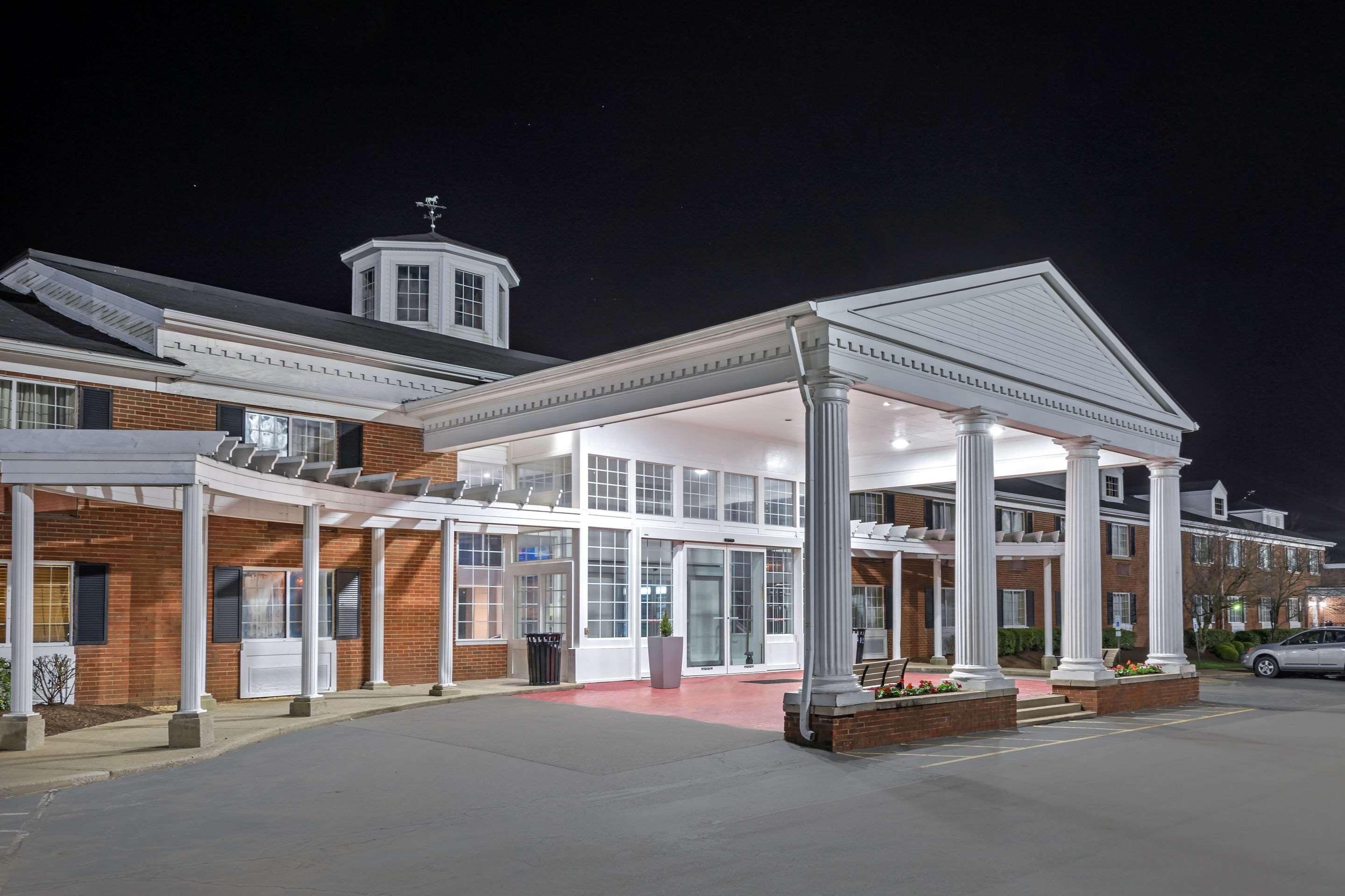 Clarion Hotel Conference Center - North Lexington Extérieur photo